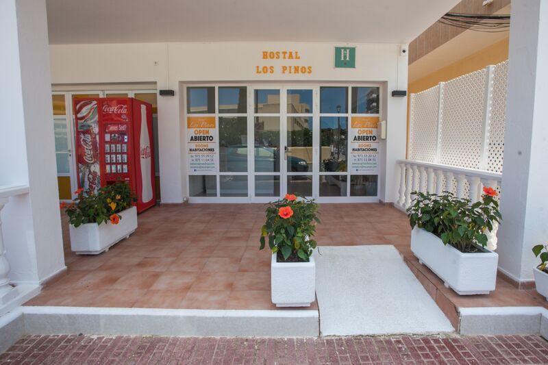 Hostal Los Pinos Es Cana Exteriér fotografie