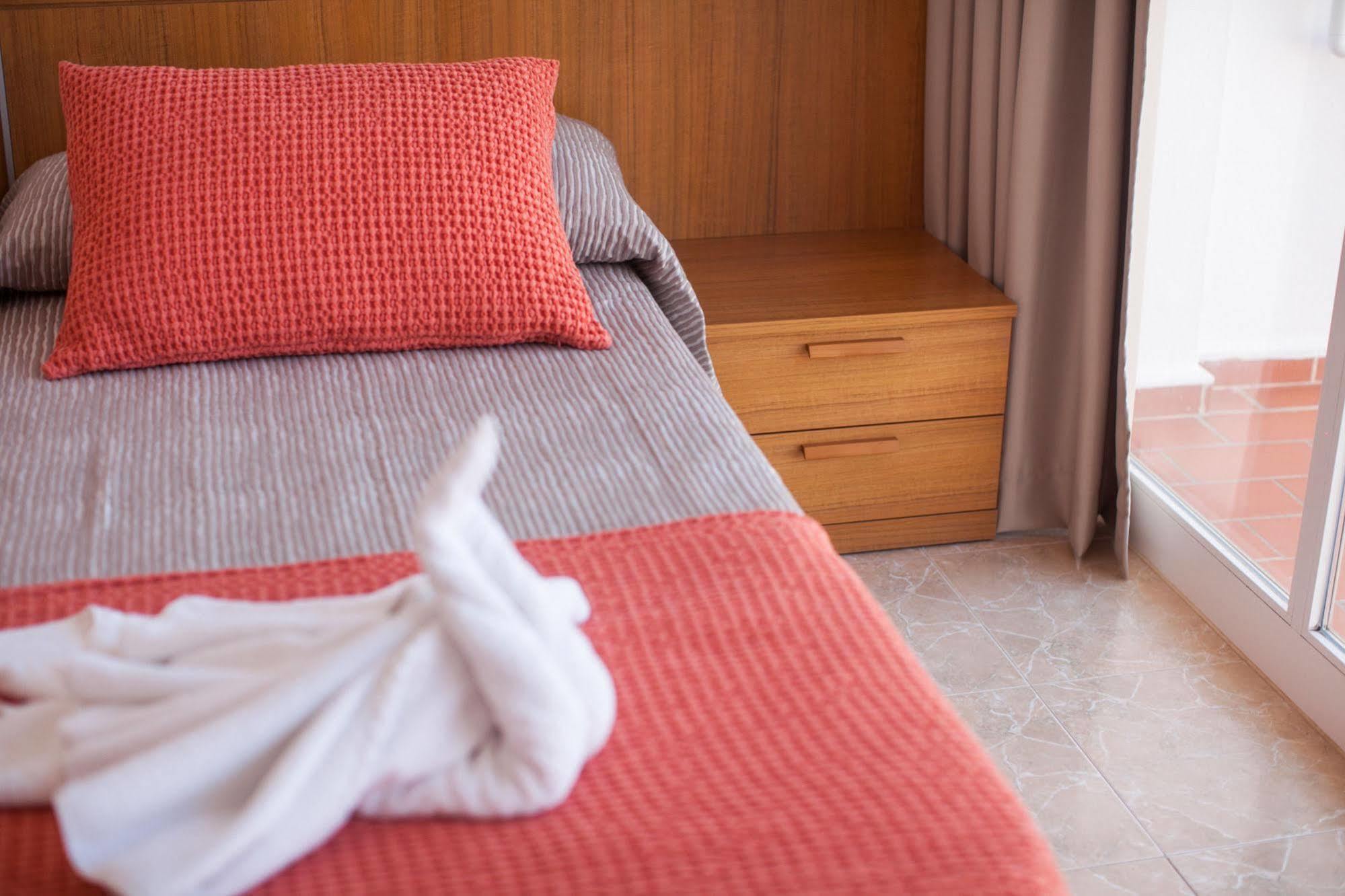 Hostal Los Pinos Es Cana Exteriér fotografie